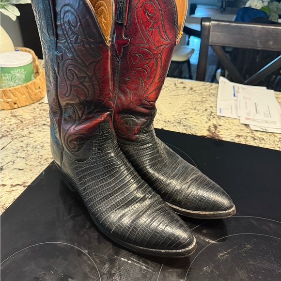 Vintage Lucchese Lizard Cowboy Boots – Black Cherry – Men's Size